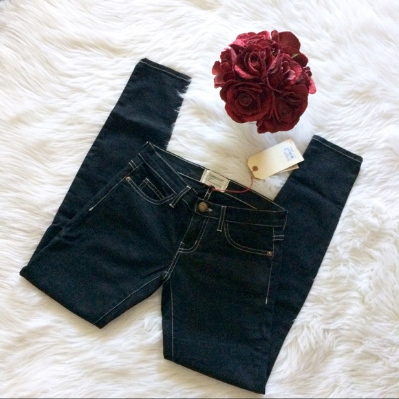 Current Elliott The Skinny Ankle Black Southwest Aztec Print Jeans Size 23 NEW - Picture 5 of 12